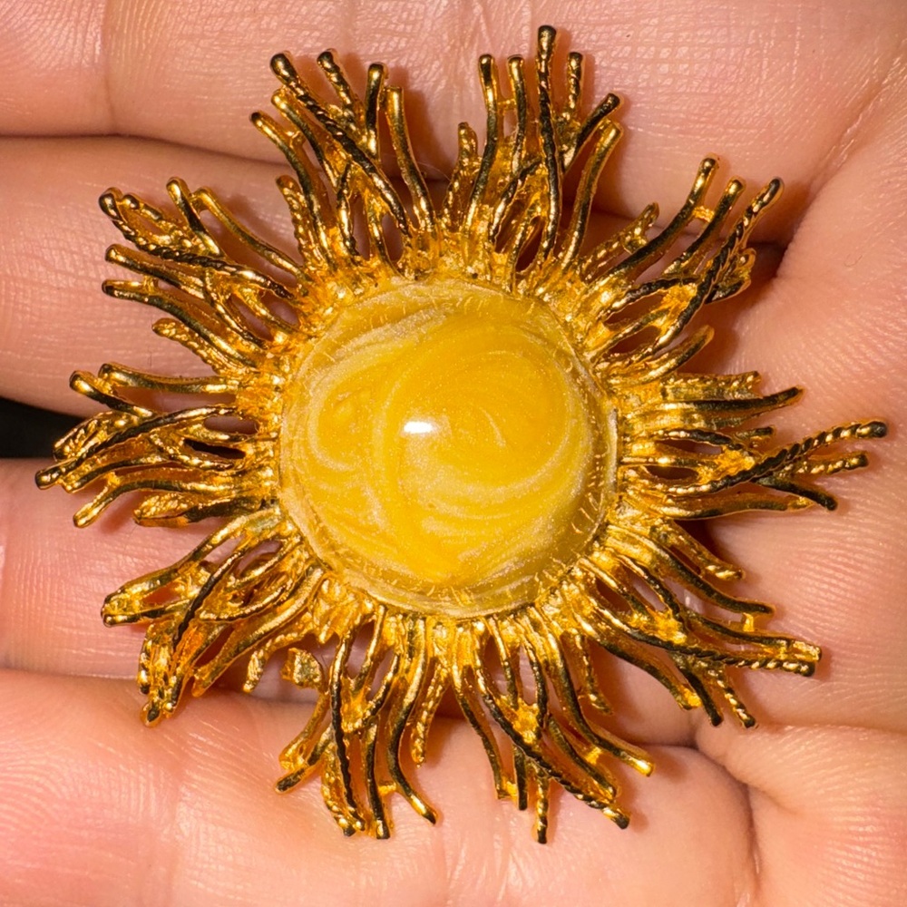 VTG RARE GIVENCHY Sunburst Brooch